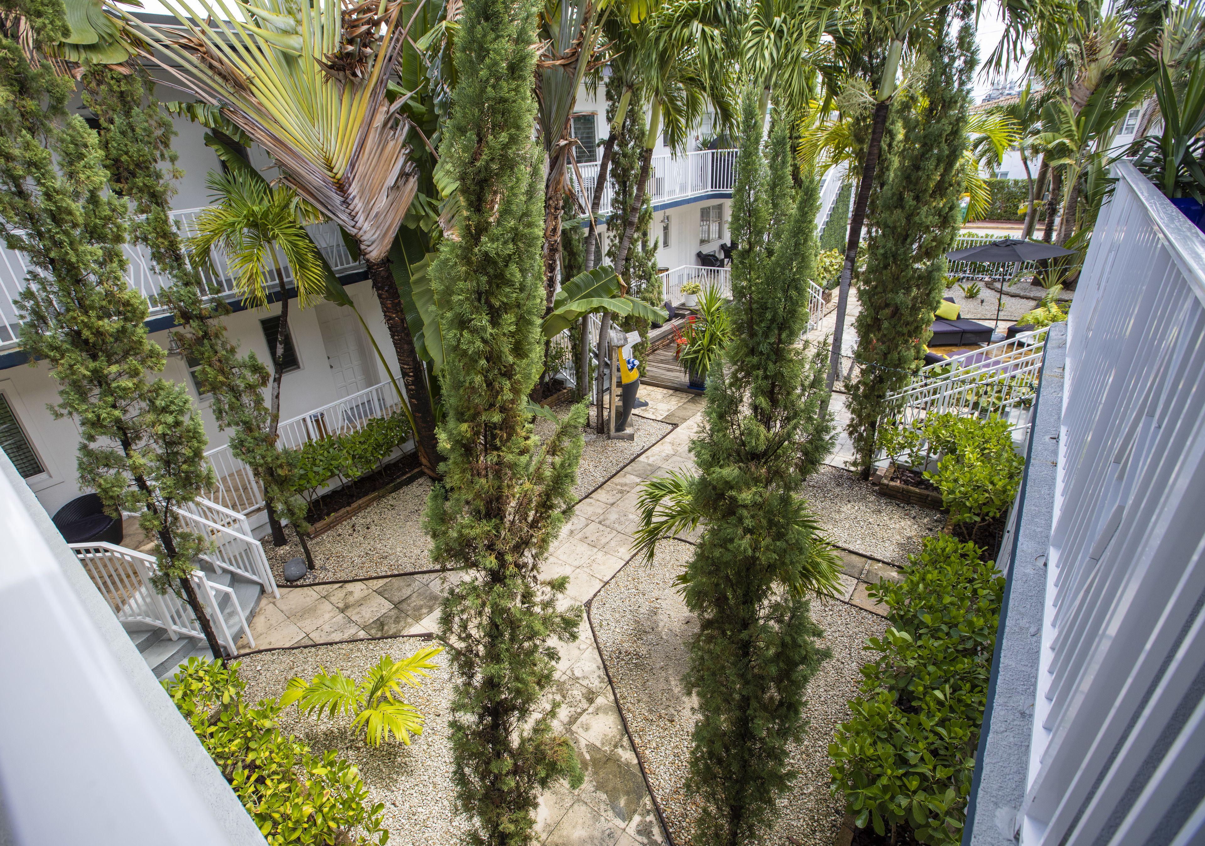 Beachside All Suites Hotel — Photos 1